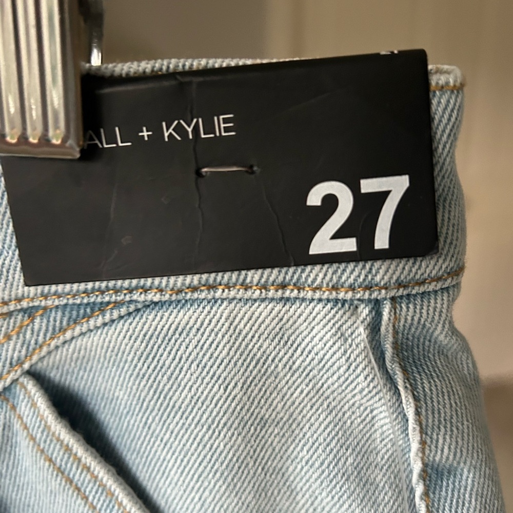 Kendal+Kylie Mom jeans size 27 - Picture 6 of 7